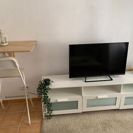 Centrico Apartamento Junto Al Cervantes Malaga Bagian luar foto